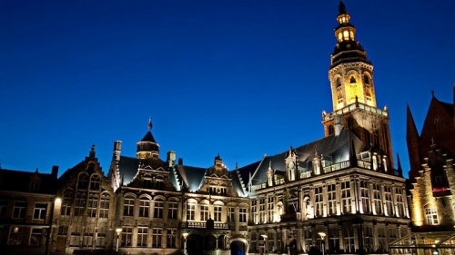 被譽為“總理的搖籃”泰國國立法政大學申請條件有哪些?